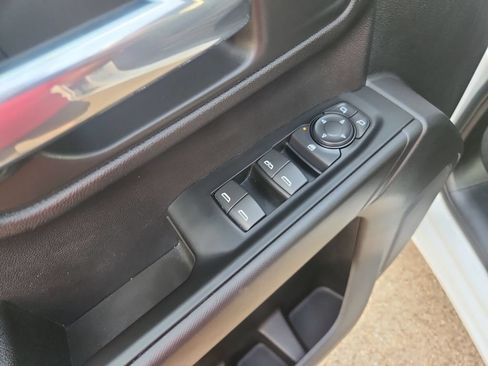 Used 2026 Chevrolet Silverado 1500 Custom w/ LPO, Dark Essentials Package RWD image 17