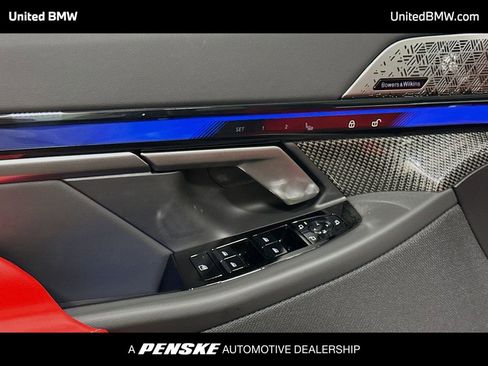 New 2026 BMW M5 Touring image 3