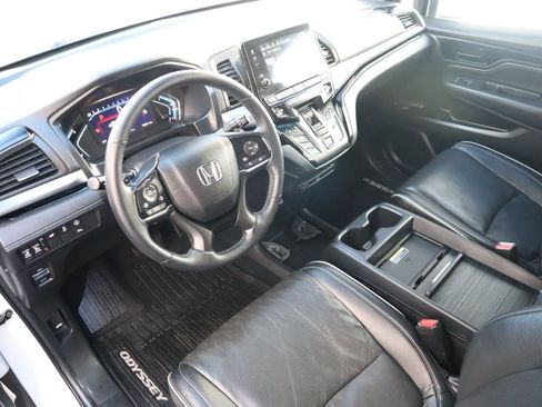 Used 2022 Honda Odyssey Elite image 26