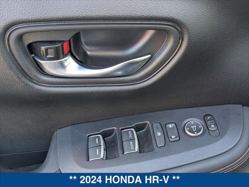 Used 2024 Honda HR-V Sport image 11