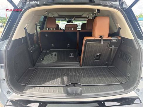 Used 2024 Nissan Pathfinder Platinum w/ Cargo Package FWD image 8
