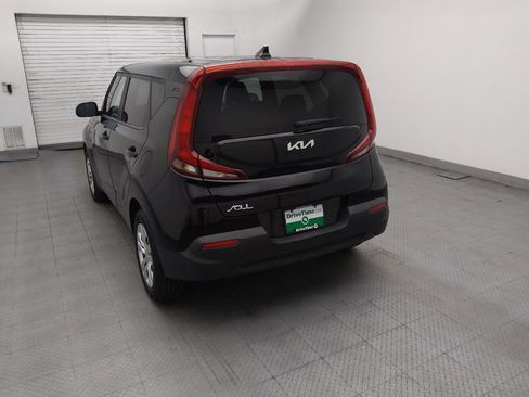 Used 2022 Kia Soul LX FWD image 6