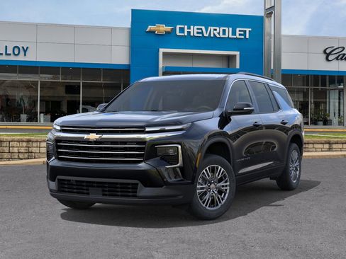 New 2025 Chevrolet Traverse LT w/ Enhanced Driving Package FWD image 30