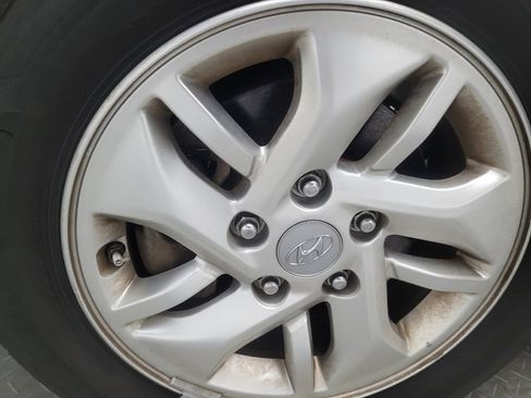 Used 2021 Hyundai Venue SE image 31