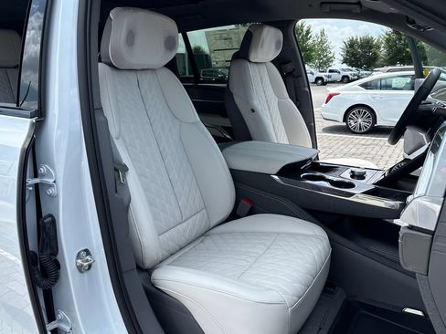 New 2026 Cadillac Escalade IQ AWD Sport 1 w/ LPO, Floor Liner Package image 60