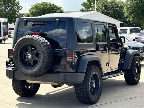 Used 2017 Jeep Wrangler Unlimited Sport w/ Quick Order Package 24S AWD/4WD image 4