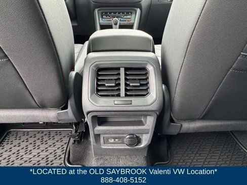 Certified 2023 Volkswagen Tiguan SEL R-Line AWD/4WD image 12