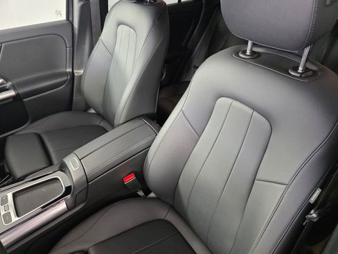 Certified 2025 Mercedes-Benz GLA 250 GLA 250 image 11