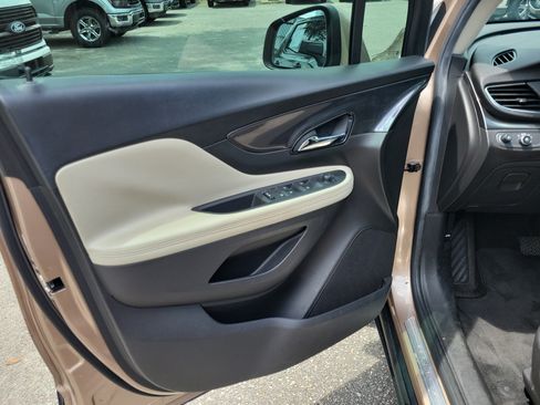 Used 2018 Buick Encore Preferred FWD image 16