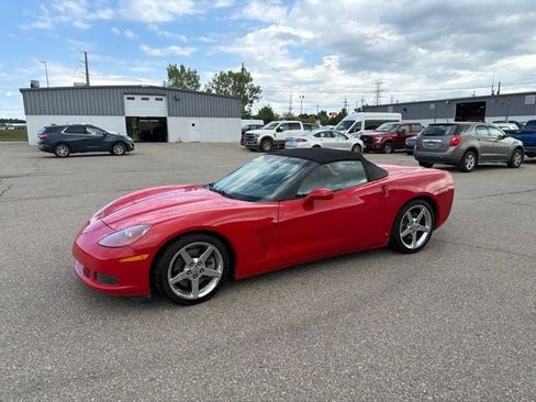 Used 2007 Chevrolet Corvette Convertible w/ Preferred Equipment Group RWD image 1