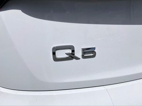Used 2021 Audi Q5 2.0T Premium Plus w/ Premium Plus Package AWD/4WD image 31