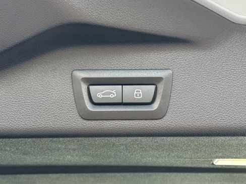 Used 2025 BMW X5 M Competition w/ Executive Package image 12