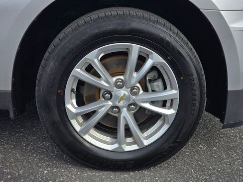 Used 2017 Chevrolet Equinox LT w/ Convenience Package image 22