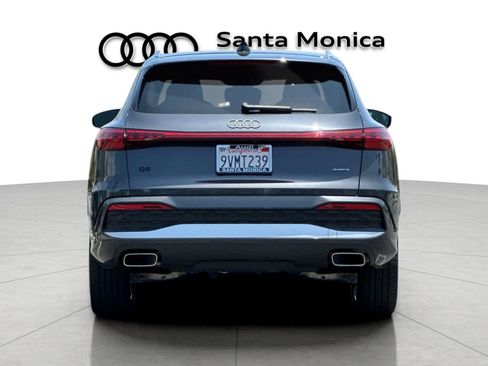 Used 2025 Audi Q5 Premium Plus w/ Premium Plus AWD/4WD image 7