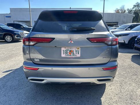 Used 2024 Mitsubishi Outlander SE image 5