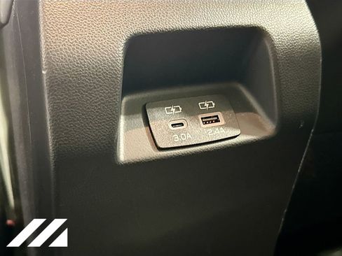 Certified 2024 Subaru Crosstrek 2.0i Premium image 27