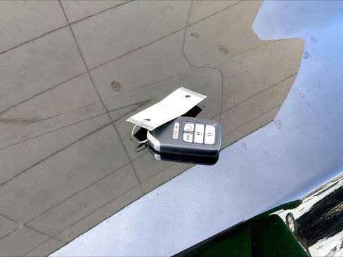 Used 2022 Honda Accord Sport image 14