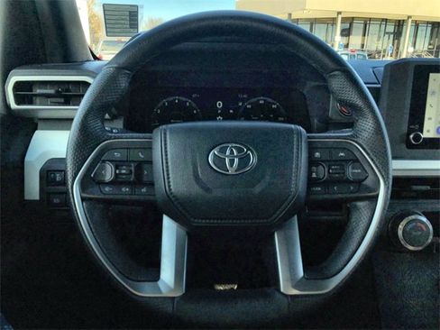 Used 2024 Toyota Tacoma TRD Off-Road image 14