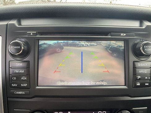 Used 2018 Nissan Titan SL w/ Midnight Edition image 21