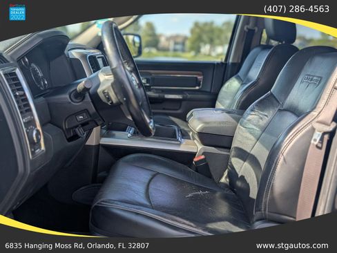 Used 2015 RAM 1500 Laramie RWD image 8