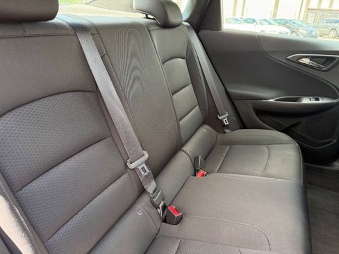 Used 2019 Chevrolet Malibu LS FWD image 37