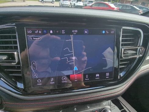 Used 2025 Dodge Durango GT AWD/4WD image 20