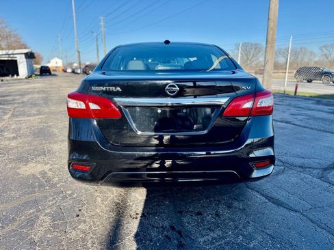 Used 2018 Nissan Sentra SV image 4
