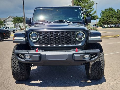 Certified 2024 Jeep Wrangler Unlimited Rubicon AWD/4WD image 5