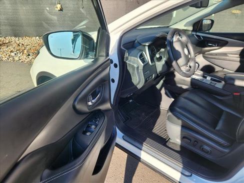 Used 2024 Nissan Murano SV image 24
