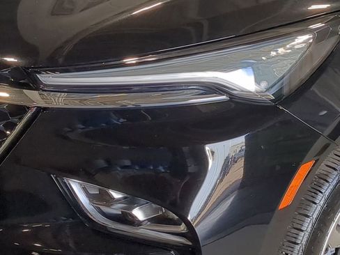 Used 2024 Buick Enclave Avenir w/ Avenir Technology Package AWD/4WD image 14