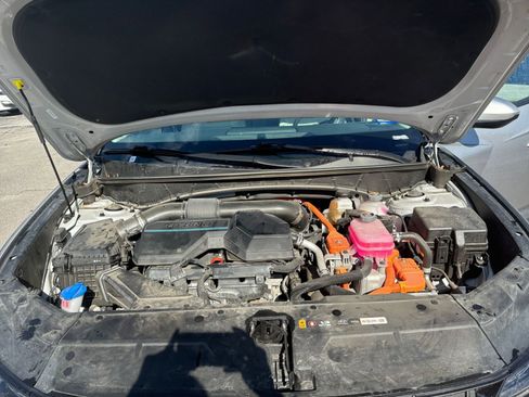 Used 2025 Hyundai Tucson Blue image 32