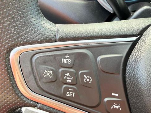 Used 2020 Chevrolet Malibu LT image 17