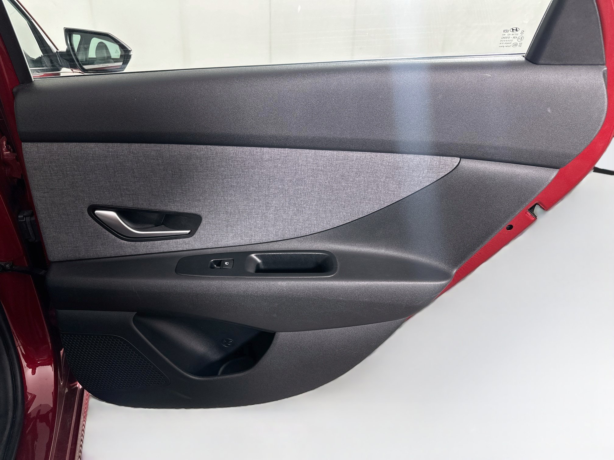Used 2023 Hyundai Elantra Limited FWD image 30