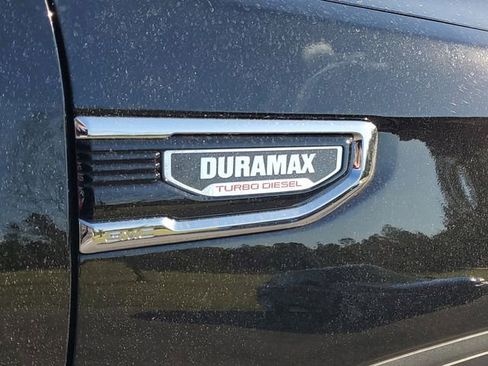 New 2026 GMC Sierra 1500 SLE image 28