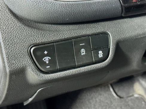 Certified 2024 Kia Seltos S AWD/4WD image 10