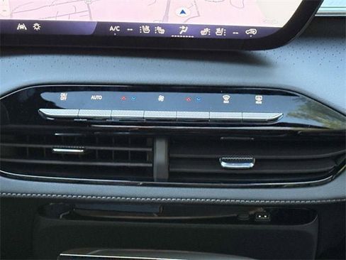 New 2026 Buick Enclave Avenir w/ Super Cruise Package image 14