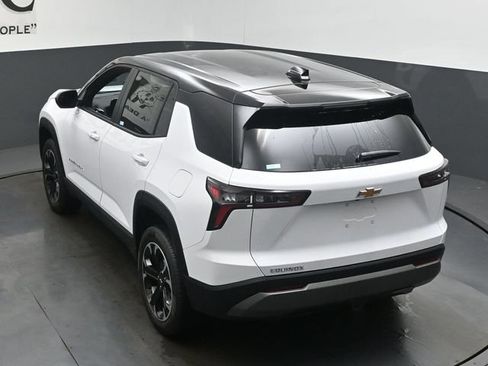 New 2026 Chevrolet Equinox LT w/ Convenience Package II FWD image 19
