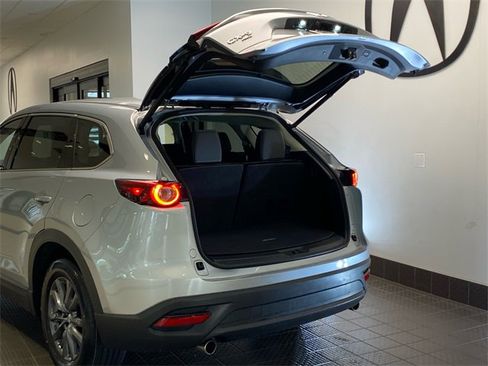 Used 2022 MAZDA CX-9 Touring image 24