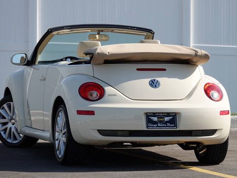 Used 2008 Volkswagen Beetle SE FWD image 21