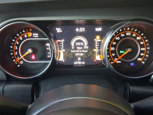 Used 2021 Jeep Gladiator Sport AWD/4WD image 21