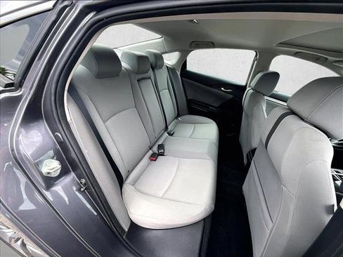 Used 2019 Honda Civic EX image 26