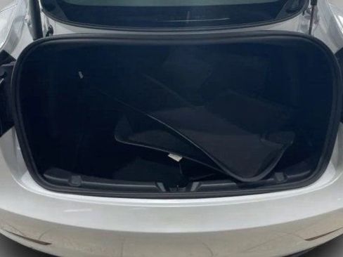 Used 2023 Tesla Model 3 Standard Range RWD image 10