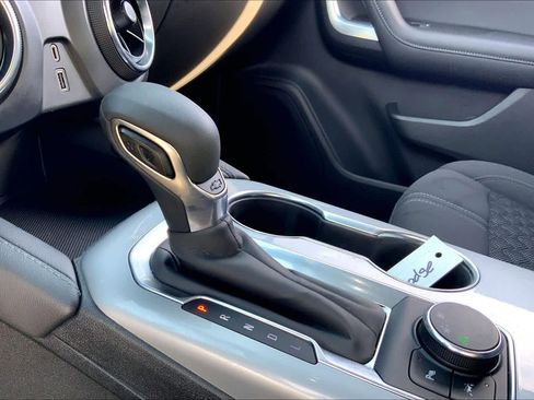 Used 2022 Chevrolet Blazer LT image 17