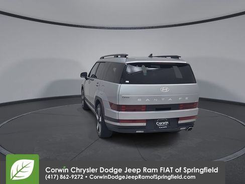 Used 2025 Hyundai Santa Fe Limited AWD/4WD image 12