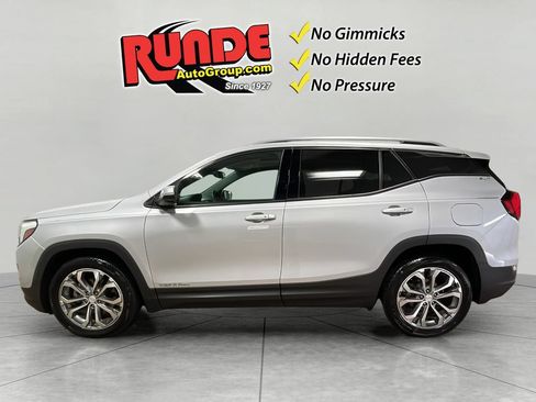 Used 2018 GMC Terrain SLT w/ Preferred Package FWD image 3