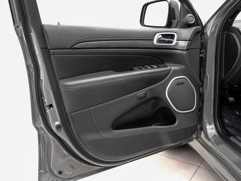 Used 2021 Jeep Grand Cherokee Trackhawk image 43