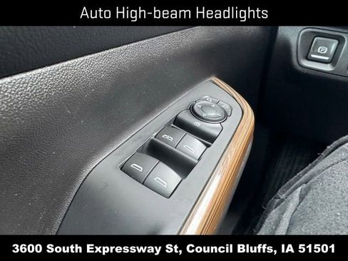 Used 2023 GMC Acadia SLE w/ Elevation Edition AWD/4WD image 26