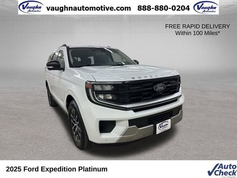 Used 2025 Ford Expedition Platinum AWD/4WD image 1