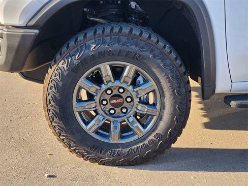 New 2026 GMC Sierra 1500 AT4X image 7