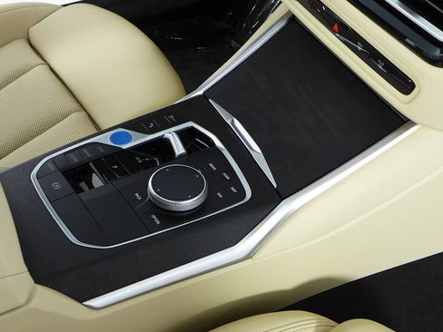 Used 2023 BMW i4 eDrive35 w/ Premium Package RWD image 15